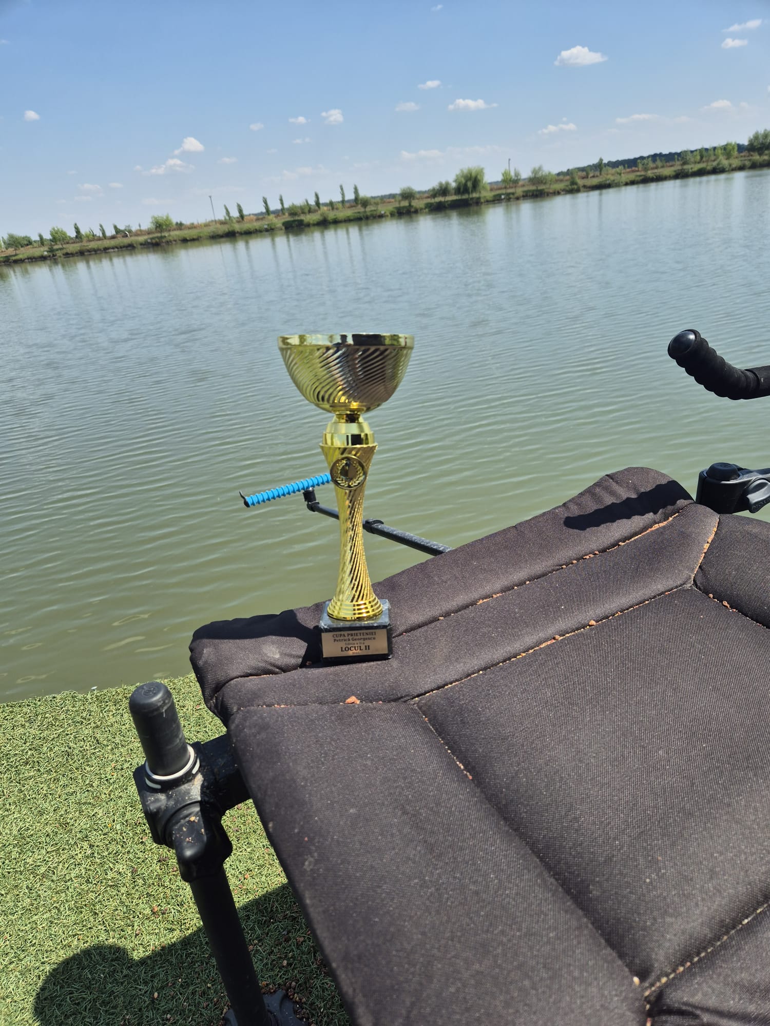 La lac cu Moon Baits